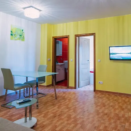 아파트 Luxur Centar *