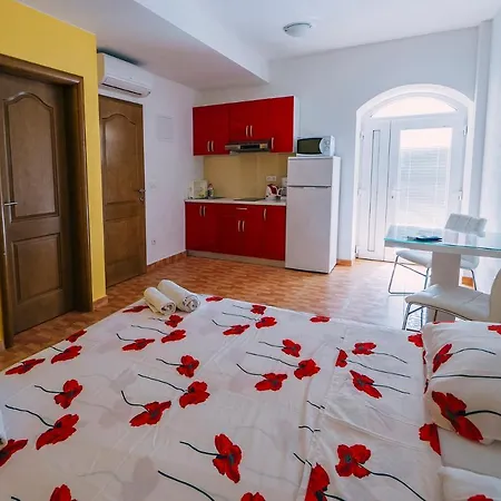 아파트 Luxur Centar *