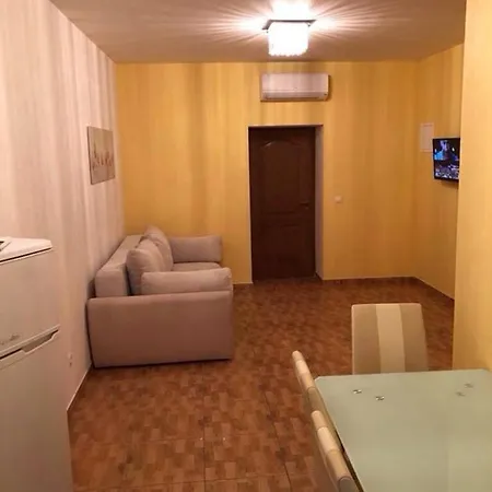 Luxur Centar *