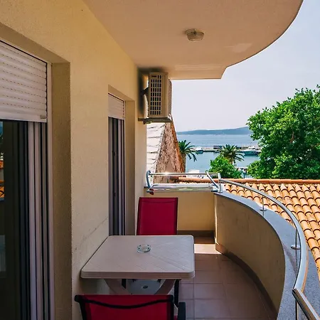 Luxur Centar * Baska Voda